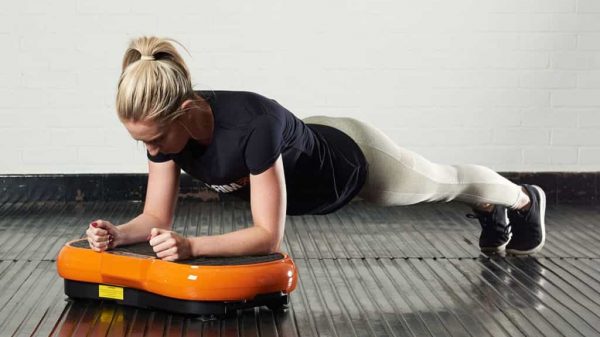 comment faire des exercices abdominaux avec plateforme vibrante