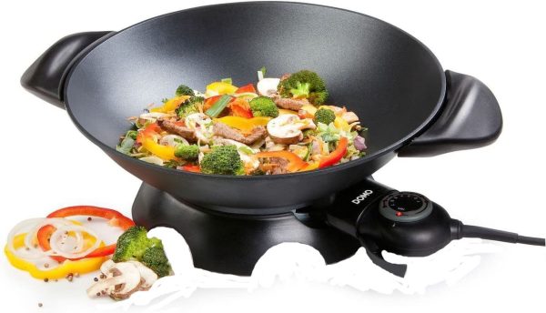 Cuisiner dans un wok électrique
