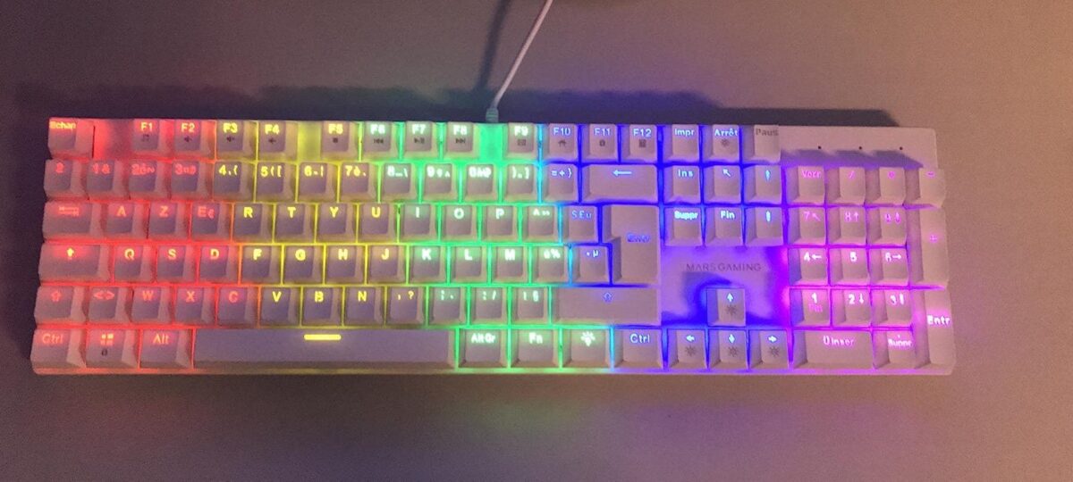 clavier gamer lumineux